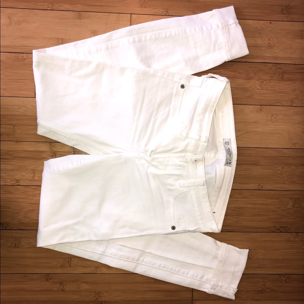 White Abercrombie Skinny Jeans